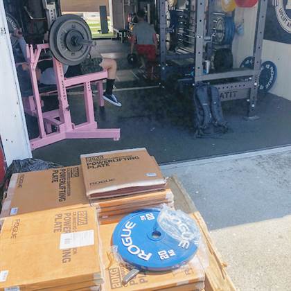 single listing image