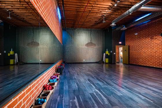 single listing image