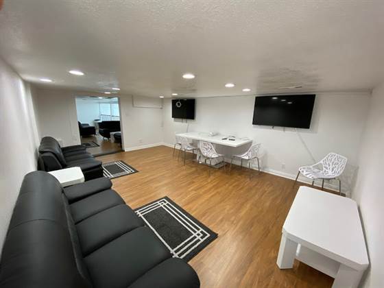 single listing image