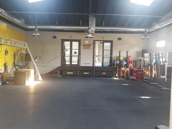 single listing image