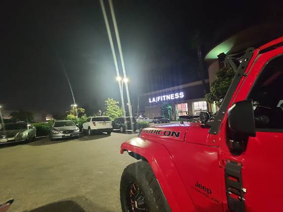 single listing image