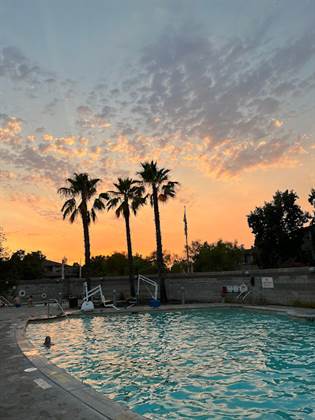 single listing image