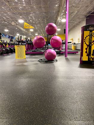 single listing image