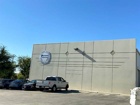 single listing image