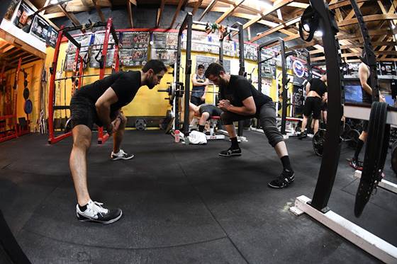 single listing image