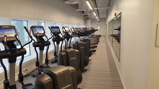 single listing image