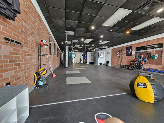 single listing image