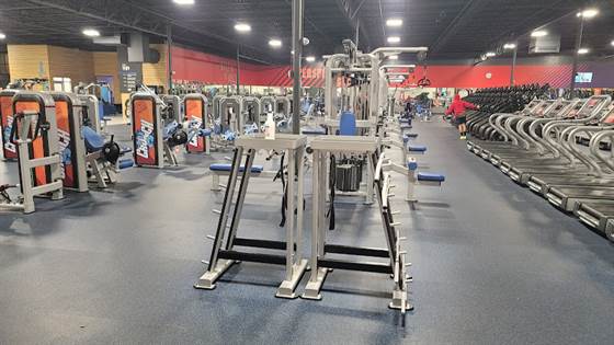 Crunch Fitness - Gainesville