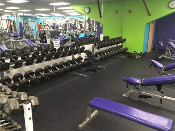 single listing image