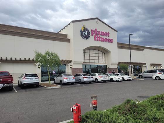 single listing image