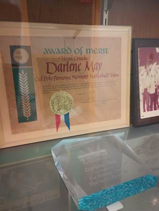 single listing image