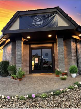 single listing image