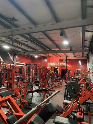 single listing image