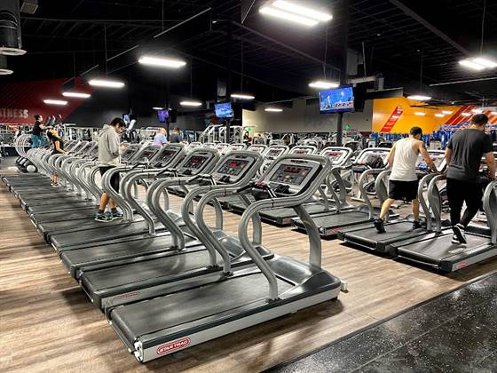 Crunch Fitness - Norwalk CA