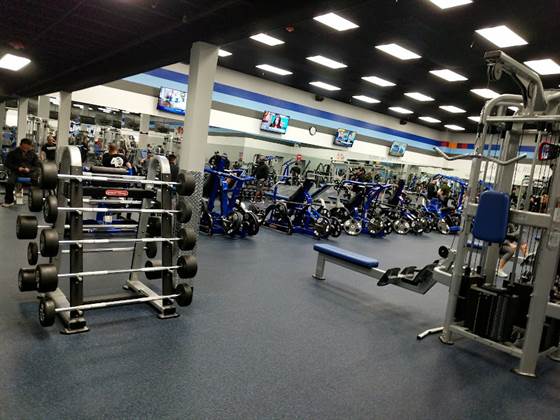 Crunch Fitness - Cerritos