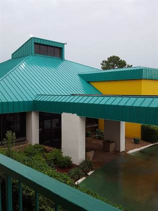 single listing image