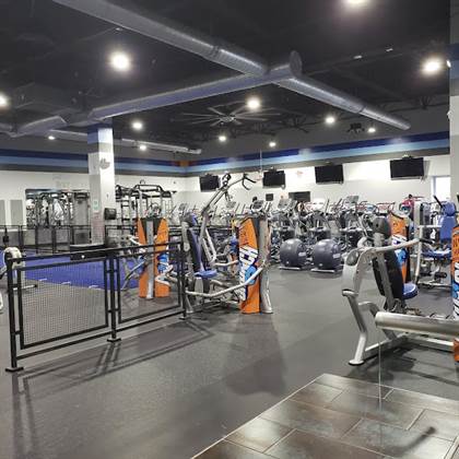 Crunch Fitness - Port Chester