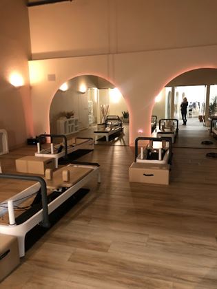 single listing image