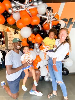 single listing image