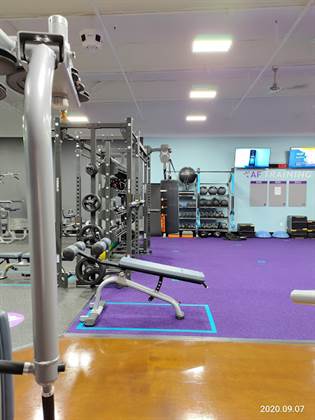 single listing image