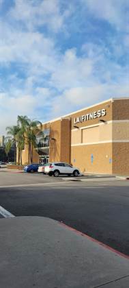 single listing image