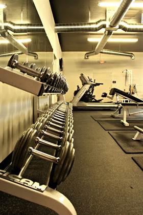 single listing image