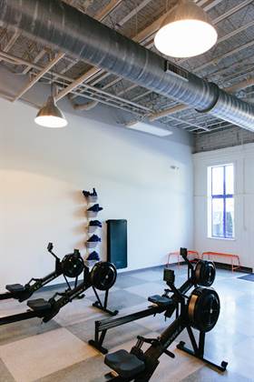 single listing image