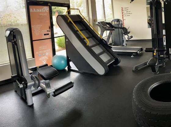 single listing image