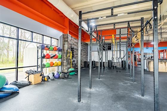 single listing image