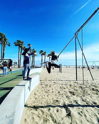 single listing image