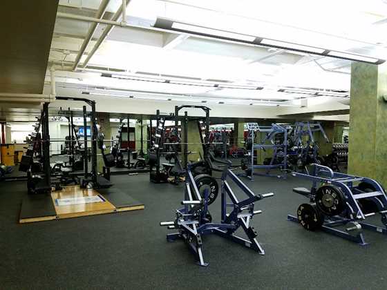 single listing image