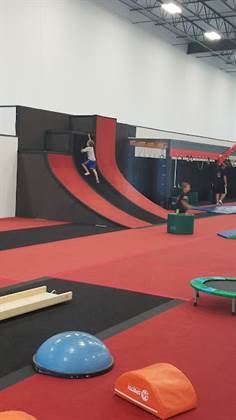 single listing image