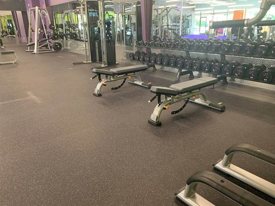 single listing image