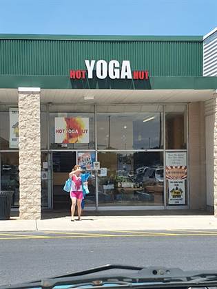 Hot Yoga Hut