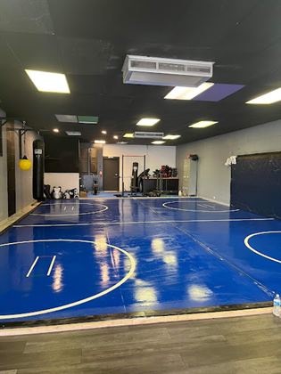 single listing image