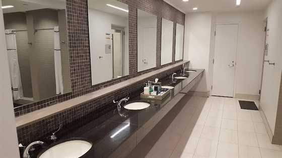 single listing image