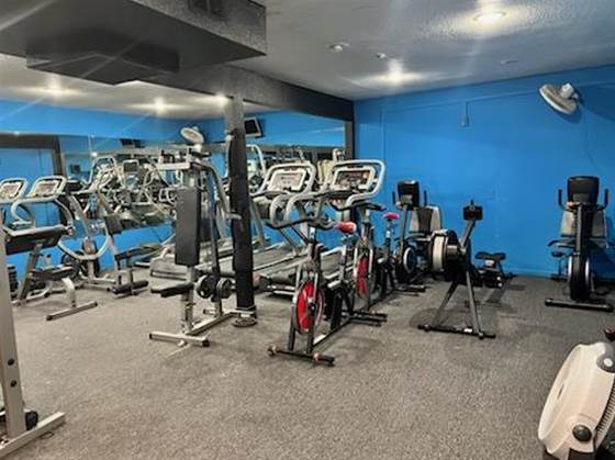 single listing image