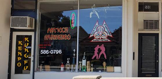 single listing image