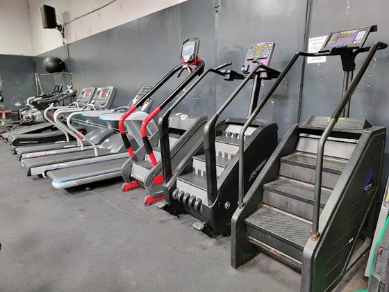 single listing image