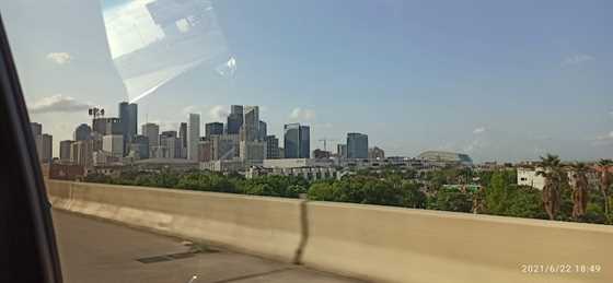 single listing image