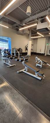 single listing image