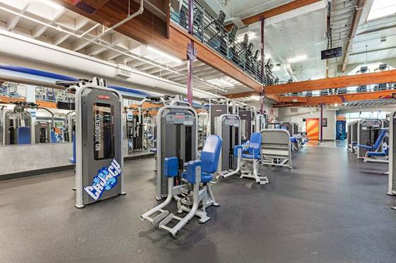 single listing image