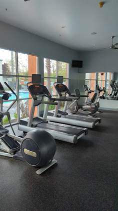 single listing image