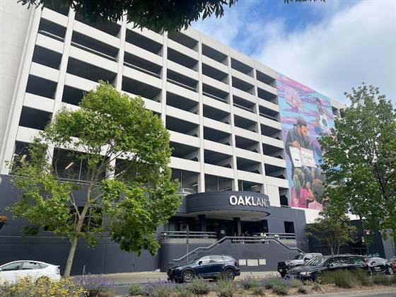 single listing image