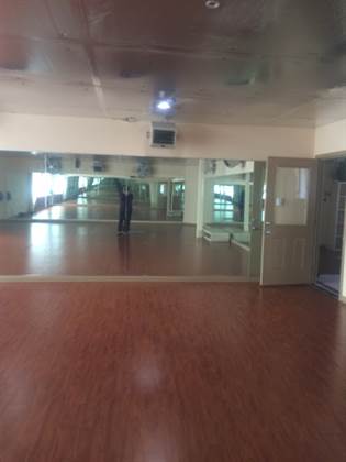 single listing image