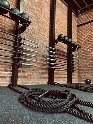 single listing image