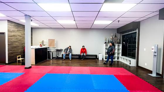 single listing image