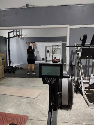 single listing image