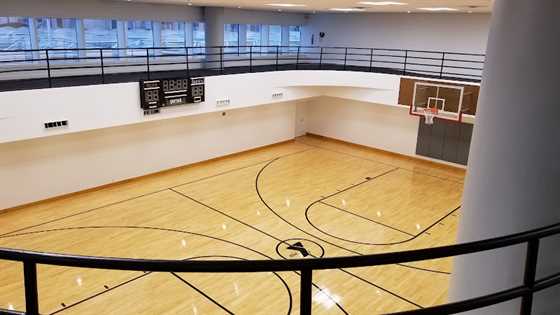 single listing image