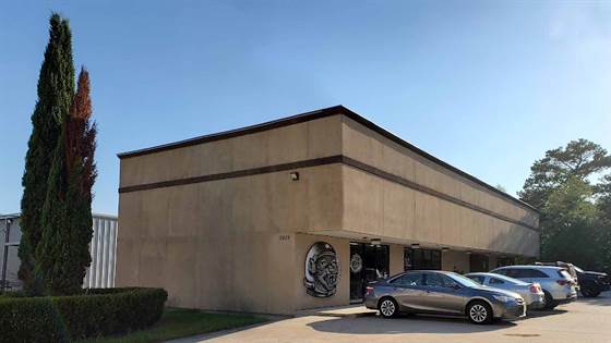 single listing image